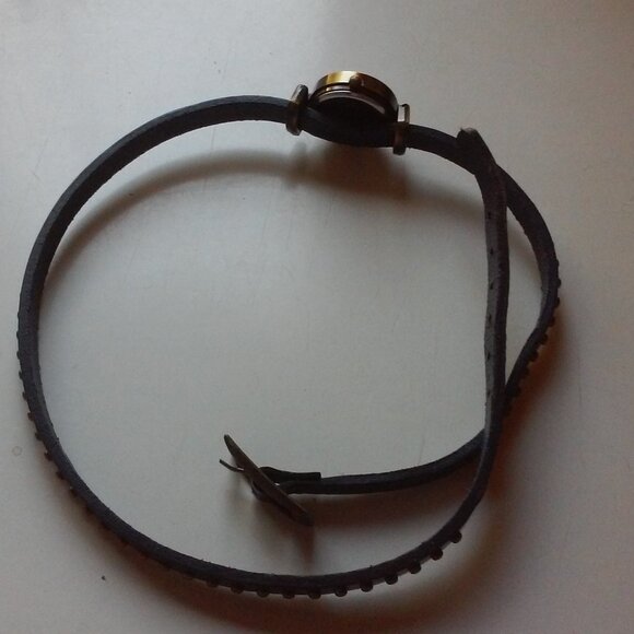 Wrap Watch New Unused Dark Blue 23"  Leather Strap Wraps 3 Times Needs Battery - Picture 3 of 4